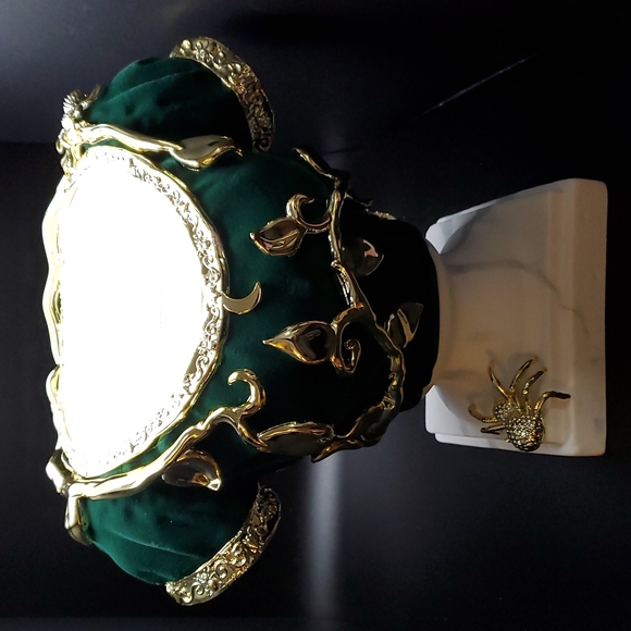 Bath & Body Works Accents Bath Body Works Headless Bust Pedestal